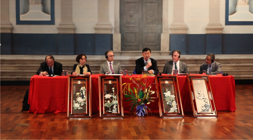 Mesa de lançamento do Centro de Estudos Sobre a China CASS - Unicamp