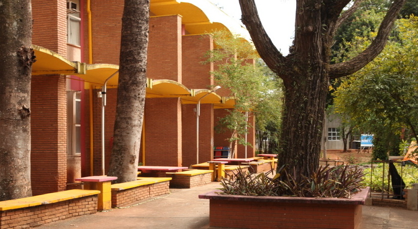 ifch fachada lateral